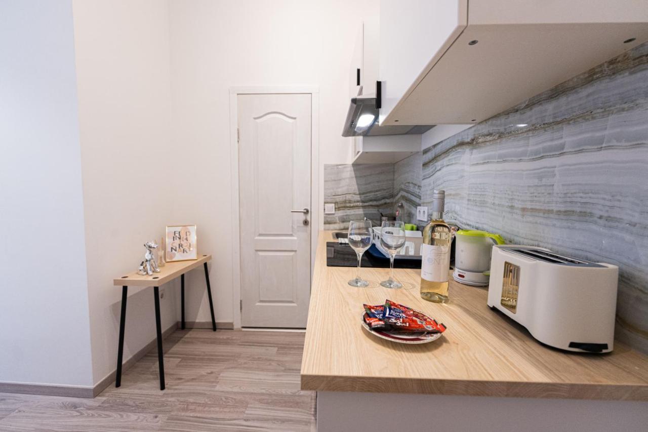 King Seventeen Homes * Budapeste
