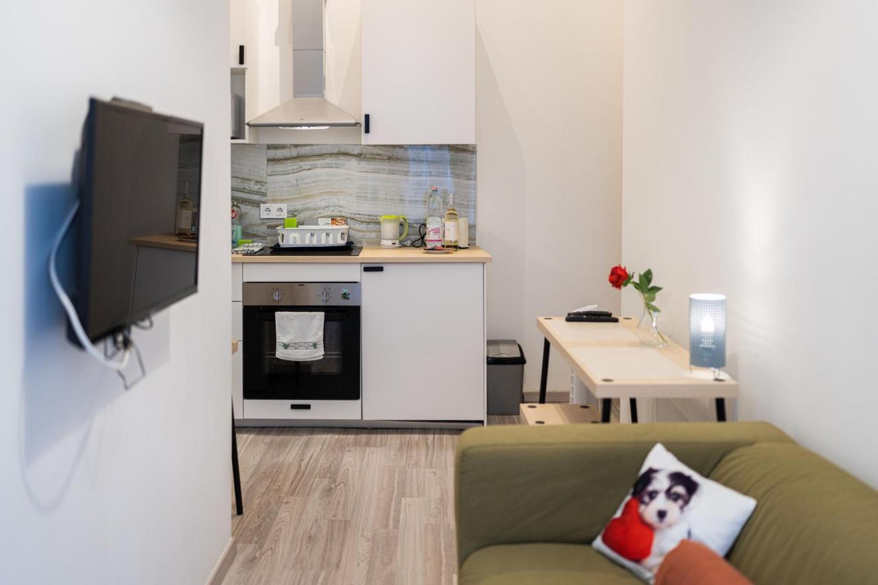 King Seventeen Homes * Budapeste