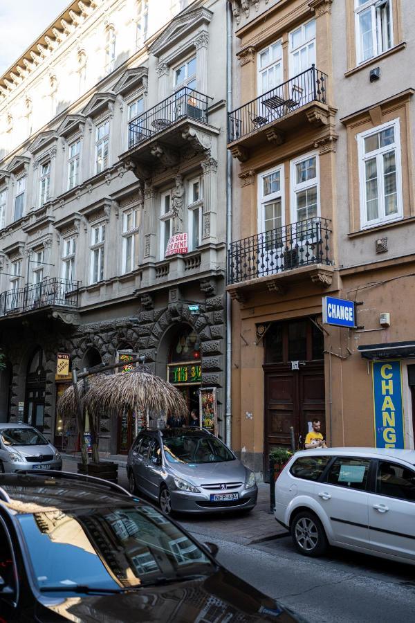 King Seventeen Homes Budapeste
